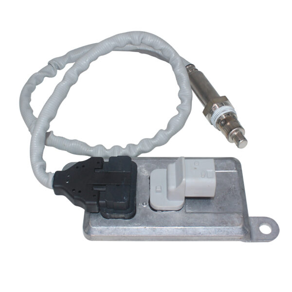 Car 24V Nitrogen Nox Oxygen Sensor 5WK96790B Suitable For Man Truck 51.15408-0019 51154080019