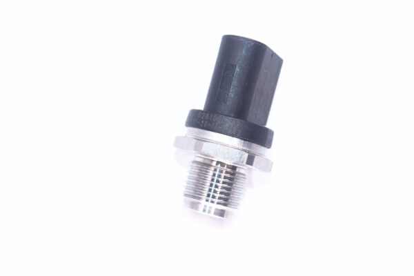 New Fuel Common Rail Pressure Sensor For Benz W210 W211 S210 W463 W163 W220 0281002942 0281002700