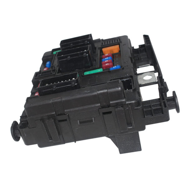 Car Fuse Box 6500.Y3 For Peugeot Partner 206 307 Citroen Xsara Berlingo Picasso C2 C3 C5 9650618280 9650618480 9643537880