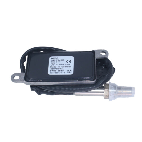 Car 24V Nitrogen Nox Oxygen Sensor 5WK96733B Suitable For Iveco Truck 5801754016 5WK96733A 5801443021