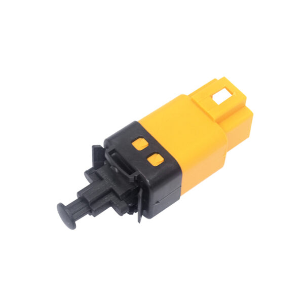 96874571 Brake Light Switch for Chevrolet Matiz Kalos Nubira Daewoo Rezzo Evanda Car Auto Part 96552790 96436332 96440926 BS4657